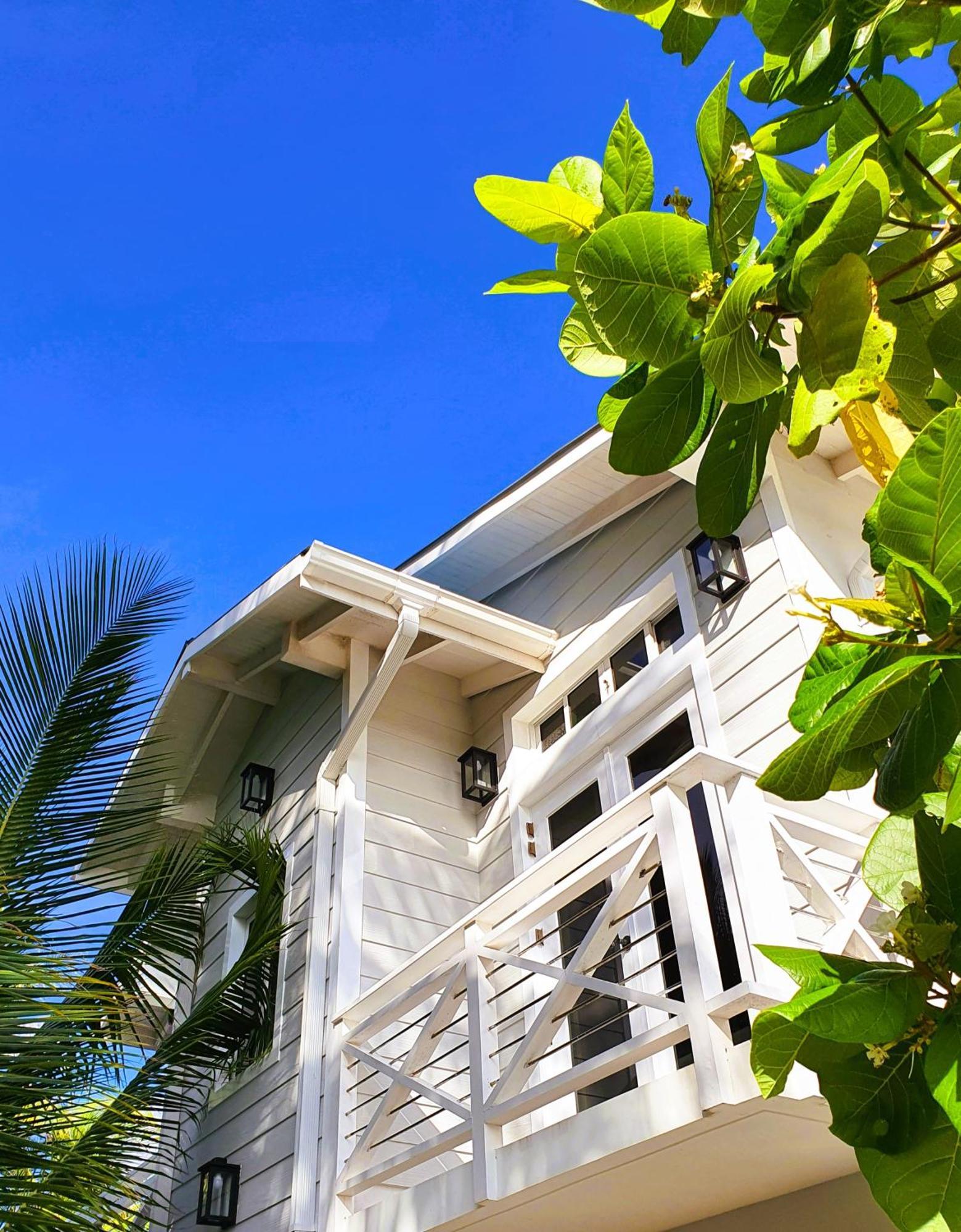 The Fulhadhoo Beach Cottage Exterior photo