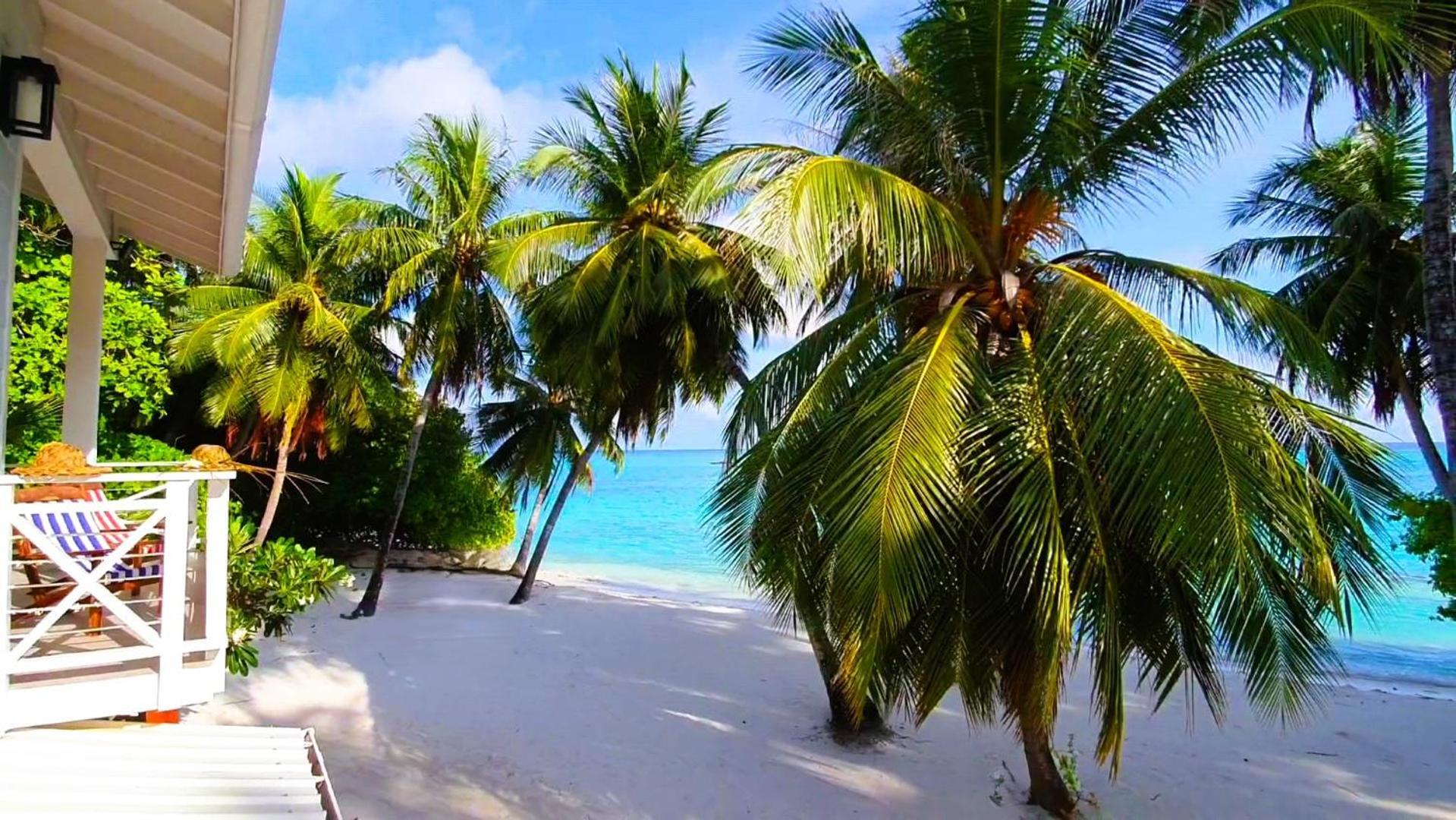 The Fulhadhoo Beach Cottage Exterior photo